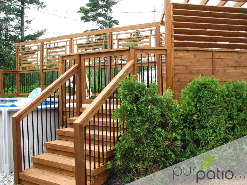 patio de piscine hors terre en cedre