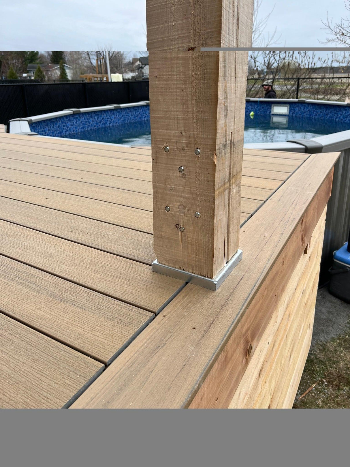 Rothoblaas - F70140L - Pied de poteau - PurPatio.ca