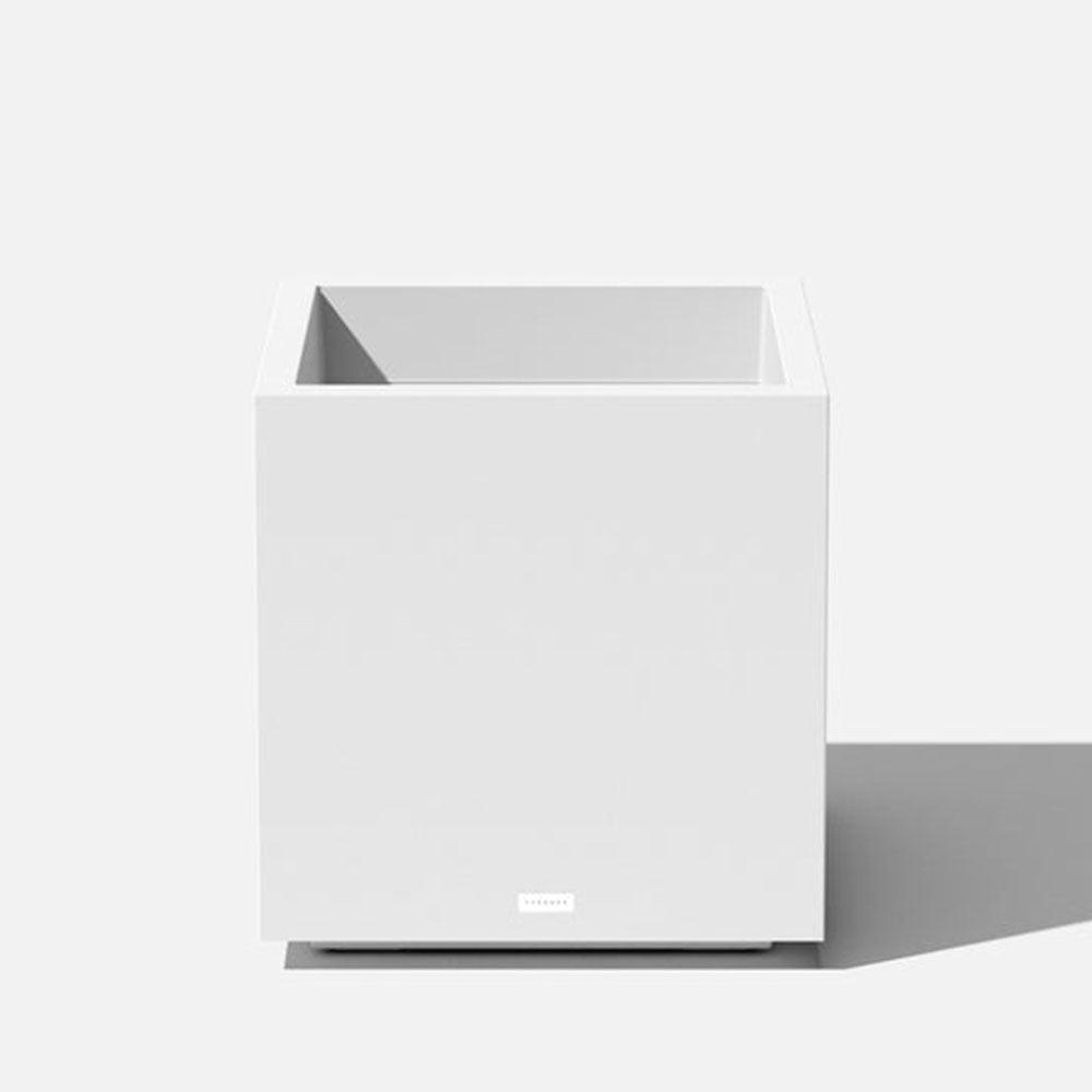 Veradek - Jardinière BLOCK - cube moyen - PurPatio.ca