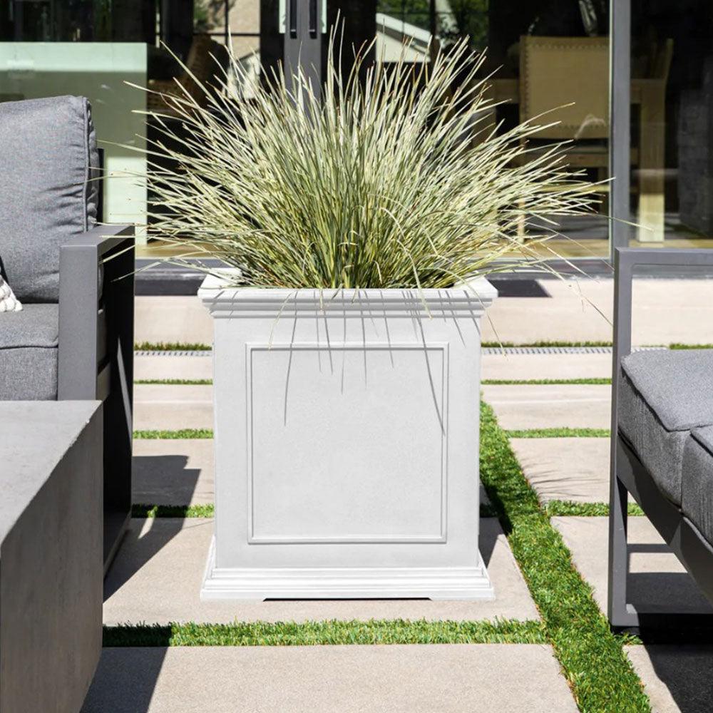 Veradek - Jardinière BRIXTON - cube - PurPatio.ca