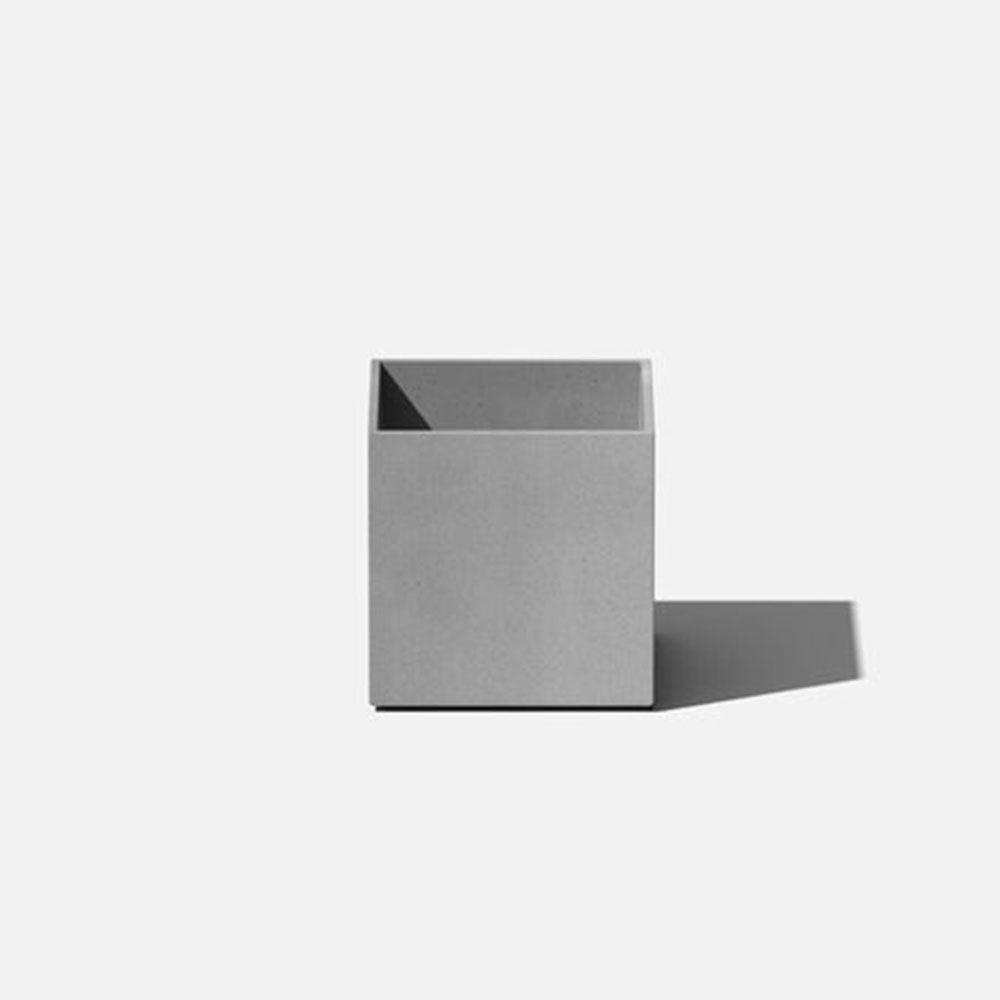 Veradek - Jardinière GEO - cube a suspendre avec supports - PurPatio.ca