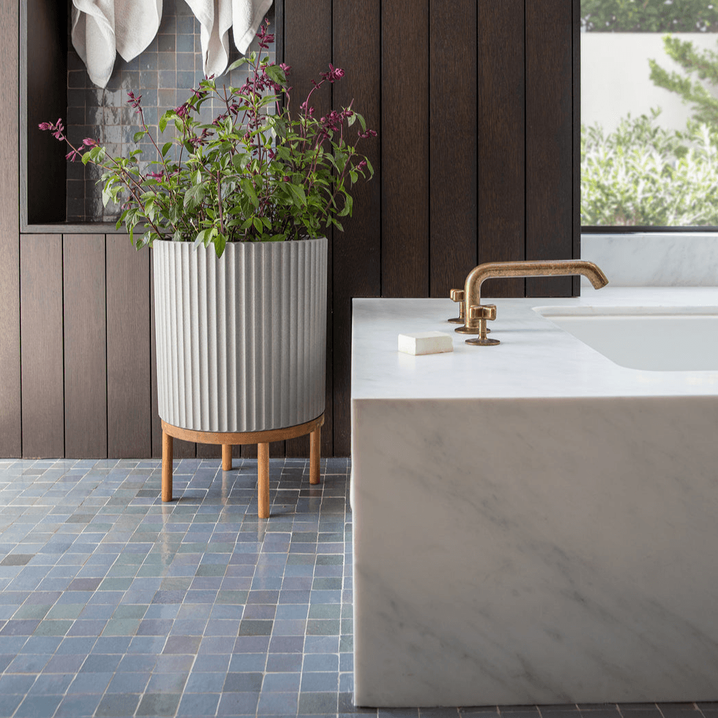 Veradek - Jardiniere MASON - demi sixteen avec support - PurPatio.ca