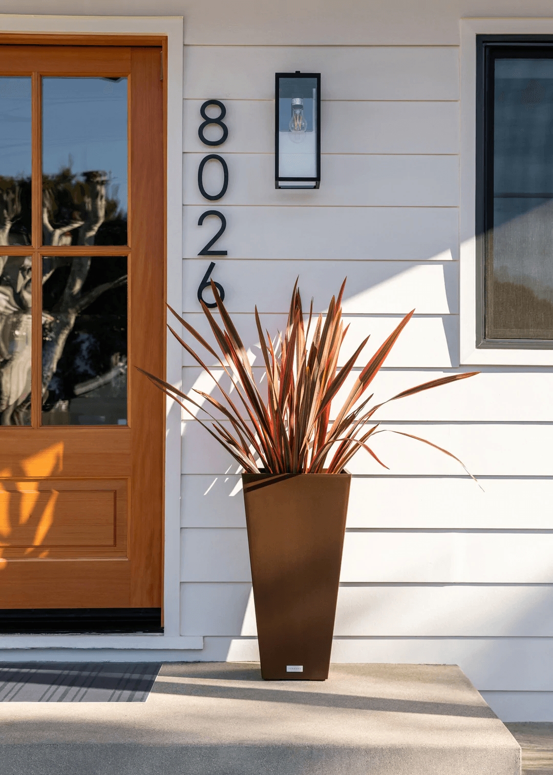 Veradek - Jardiniere PURE - midland avec etagere d'insertion - PurPatio.ca