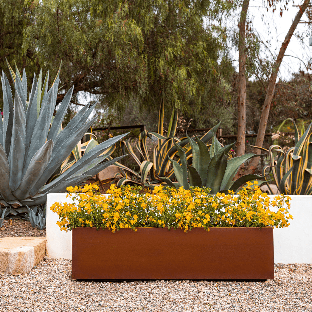 Veradek - Jardinière CORTEN - long box - PurPatio.ca